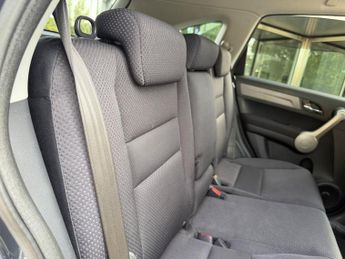 Honda CR-V 2.0 i-VTEC ES SUV 5dr Petrol Automatic (195 g/km, 148 bhp)