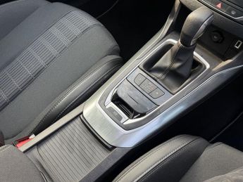 Peugeot 308 1.2 PureTech Allure EAT Euro 6 5dr 130BHP