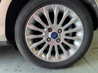 Ford B-Max 1.6 Titanium Powershift Euro 5 5dr