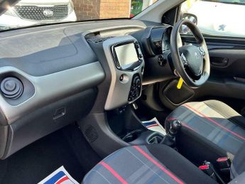 Peugeot 108 1.0 Active Euro 6 3dr