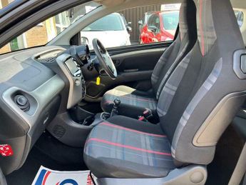 Peugeot 108 1.0 Active Euro 6 3dr