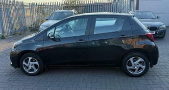 Toyota Yaris 1.5 VVT-h Icon Hatchback 5dr Petrol Hybrid E-CVT Euro 6 (101 ps)