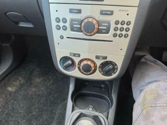 Vauxhall Corsa 1.2i 16v Active 5dr