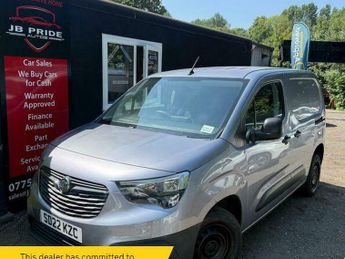 Vauxhall Combo 1.5 Turbo D 2000 Dynamic L1 H1 Euro 6 4dr
