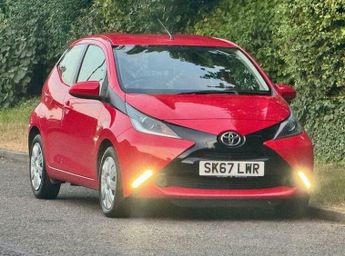 Toyota AYGO 1.0 VVT-i x-play Euro 6 5dr
