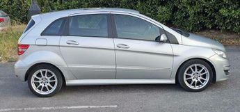 Mercedes-Benz B Class 1.5 B160 Sport CVT 5dr
