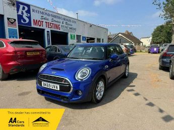 MINI Hatch 2.0 Cooper S Classic Steptronic Euro 6 (s/s) 5dr