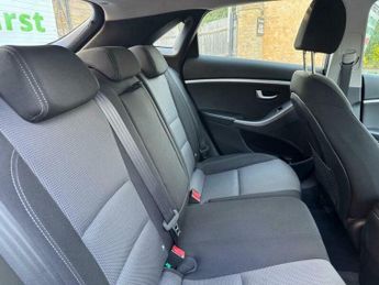 Hyundai I30 1.6 CRDi Blue Drive SE Nav DCT Euro 6 (s/s) 5dr