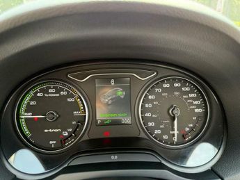 Audi A3 1.4 TFSI e-tron Sportback e-S Tronic Euro 6 5dr 8.8kWh