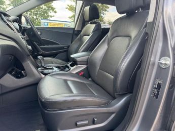 Hyundai Santa Fe CRDI WIGGINS EDITION BLUE DRIVE