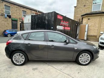 Vauxhall Astra 1.7 CDTi ecoFLEX Excite Euro 5 5dr