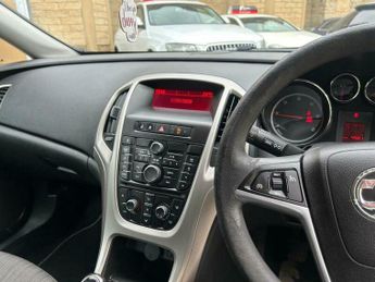 Vauxhall Astra 1.7 CDTi ecoFLEX Excite Euro 5 5dr