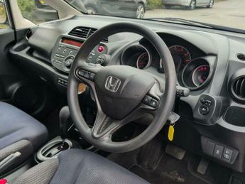Honda Jazz 1.4 i-VTEC ES CVT Euro 5 5dr