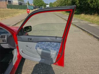 Toyota Starlet 1.3i S 5dr