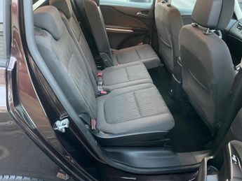 Vauxhall Zafira 1.4i Turbo Design MPV 5dr Petrol Auto Euro 6 (140 ps)