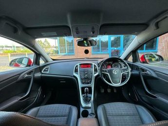 Vauxhall Astra GTC 1.4T SRi Euro 5 (s/s) 3dr