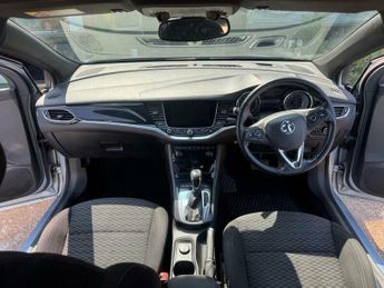 Vauxhall Astra 1.4i Turbo SRi Nav Sports Tourer Auto Euro 6 (s/s) 5dr