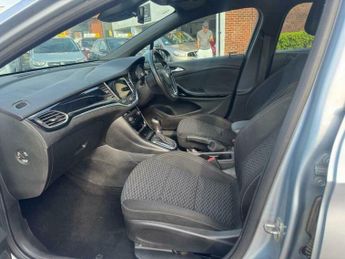 Vauxhall Astra 1.4i Turbo SRi Nav Sports Tourer Auto Euro 6 (s/s) 5dr