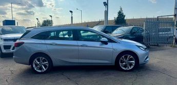 Vauxhall Astra 1.4i Turbo SRi Nav Sports Tourer Auto Euro 6 (s/s) 5dr