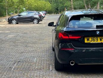 BMW 1 SERIES 1.5 118i SE DCT Euro 6 (s/s) 5dr