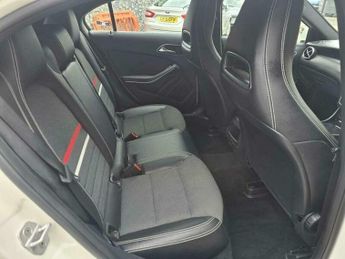 Mercedes-Benz A Class 1.6 A180 BlueEfficiency SE Auto 5dr