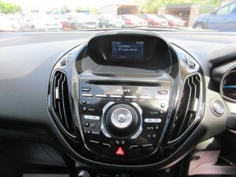 Ford B-Max TITANIUM