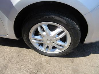 Renault Clio EXPRESSION 16V