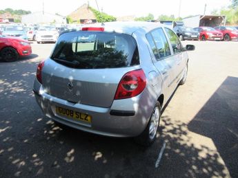 Renault Clio EXPRESSION 16V