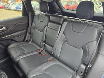Jeep Cherokee 2.2 MultiJetII Limited Auto 4WD Euro 6 (s/s) 5dr