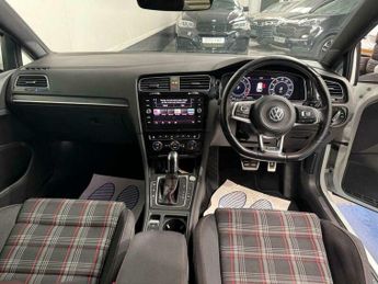 Volkswagen Golf GTi 2.0 Golf GTi Performance TSi Semi-Auto 5dr