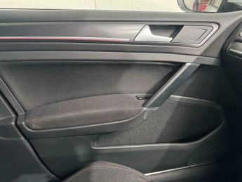 Volkswagen Golf GTi 2.0 Golf GTi Performance TSi Semi-Auto 5dr