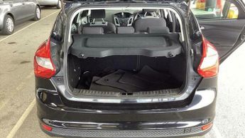 Ford Focus 1.6 TDCi Zetec Euro 5 (s/s) 5dr
