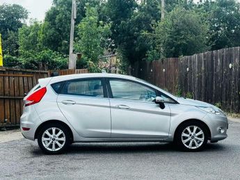 Ford Fiesta 1.4 Zetec 5dr