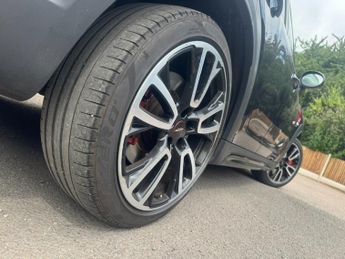 MINI Countryman 2.0 John Cooper Works Auto ALL4 Euro 6 (s/s) 5dr