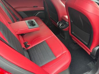 Alfa Romeo Stelvio 2.2 TD Nero Edizione Auto Q4 AWD Euro 6 5dr 187BHP
