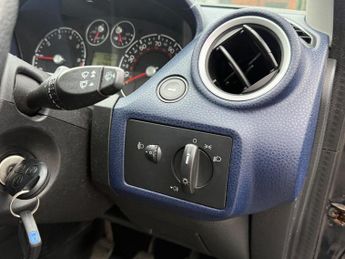 Ford Fiesta 1.25 Style Climate 5dr 77BHP