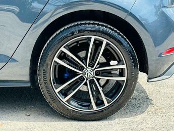 Volkswagen Golf 1.4 TSI 8.7kWh GTE Hatchback 5dr Petrol Plug-in Hybrid DSG Euro 
