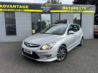 Hyundai I30 1.6 CRDi Comfort Hatchback 5dr Diesel Auto Euro 4 (115 ps)