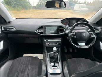 Peugeot 308 1.6 e-HDi Feline Euro 5 (s/s) 5dr