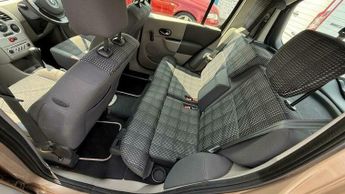 Renault Modus 1.6 16v Maxim 5dr