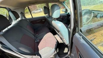 Hyundai Amica 1.1 CDX 5dr