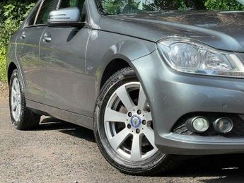 Mercedes-Benz C Class 1.8 C180 BlueEfficiency SE G-Tronic+ Euro 5 (s/s) 4dr