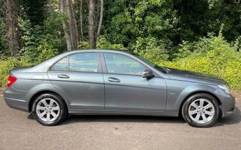 Mercedes-Benz C Class 1.8 C180 BlueEfficiency SE G-Tronic+ Euro 5 (s/s) 4dr