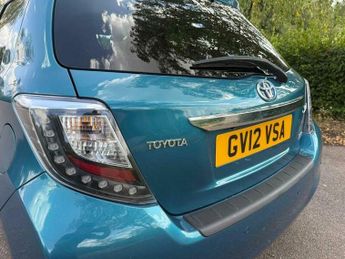 Toyota Yaris 1.5 VVT-h T4 CVT Euro 5 5dr