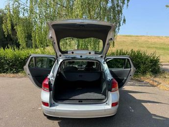 Renault Clio 1.6 VVT Dynamique TomTom Sport Tourer Auto Euro 5 5dr