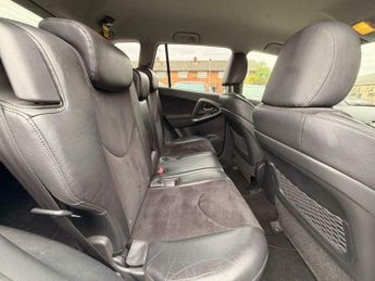Toyota RAV4 2.2 D-CAT SR Auto 4WD Euro 5 5dr