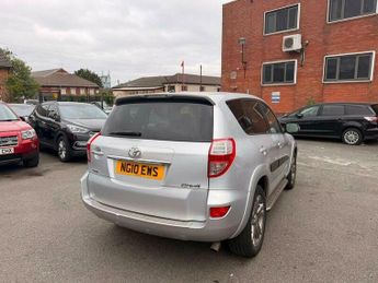 Toyota RAV4 2.2 D-CAT SR Auto 4WD Euro 5 5dr