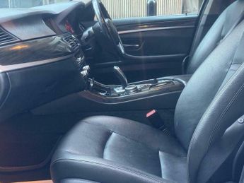 BMW 5 SERIES 2.0 520d Luxury Auto Euro 6 (s/s) 4dr