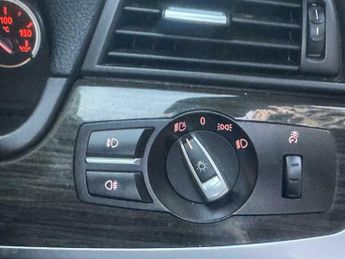 BMW 5 SERIES 2.0 520d Luxury Auto Euro 6 (s/s) 4dr