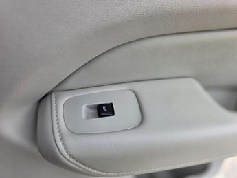 Volvo XC60 B4 INSCRIPTION AWD